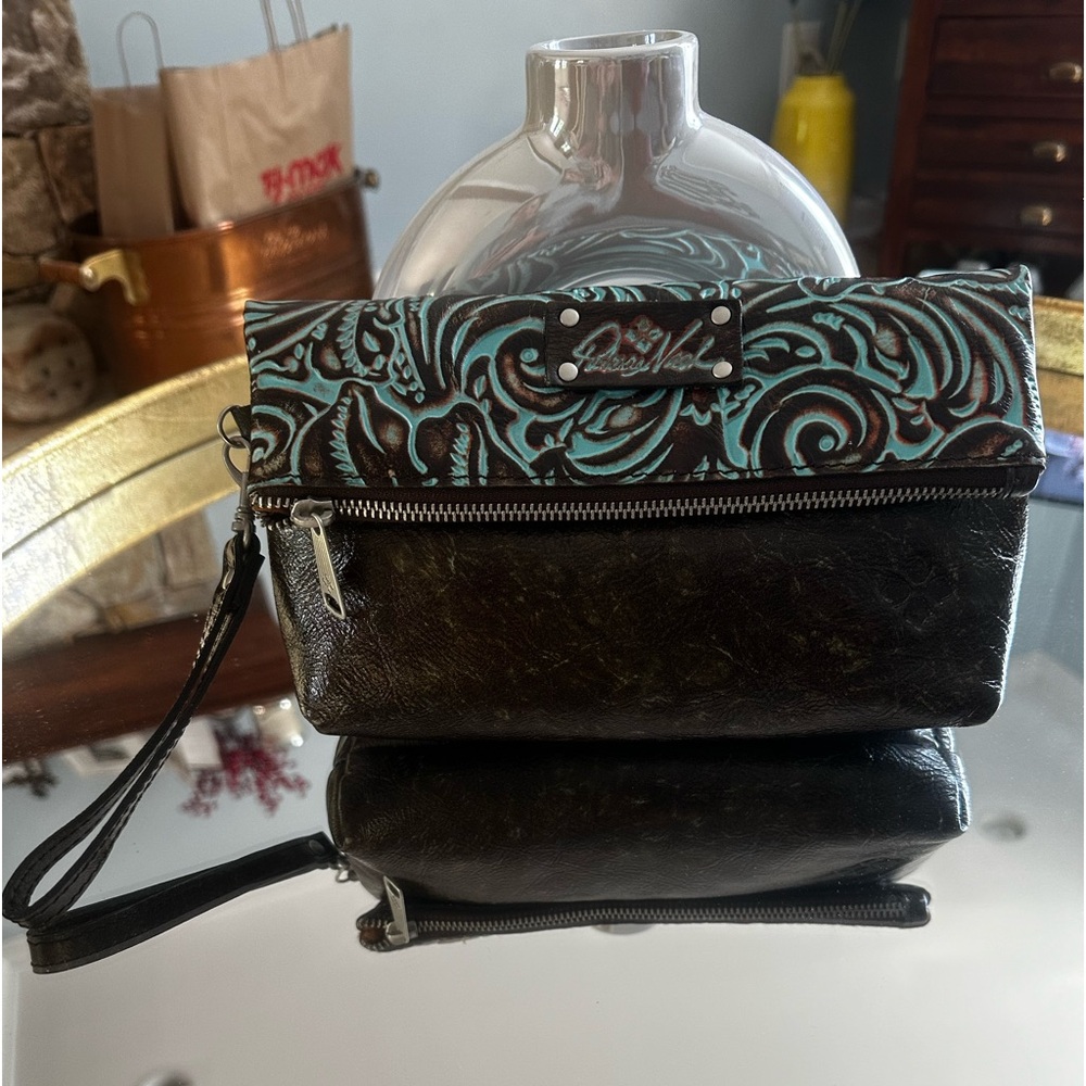 Patricia Nash wrist bag